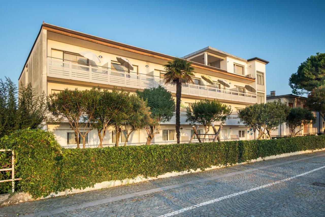 Yachting Residence Lignano Sabbiadoro Exterior foto