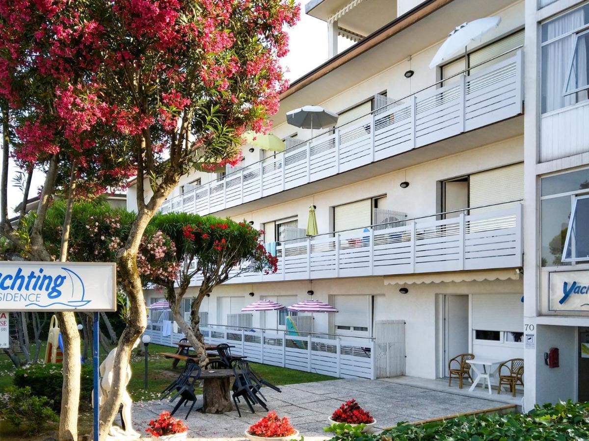 Yachting Residence Lignano Sabbiadoro Exterior foto