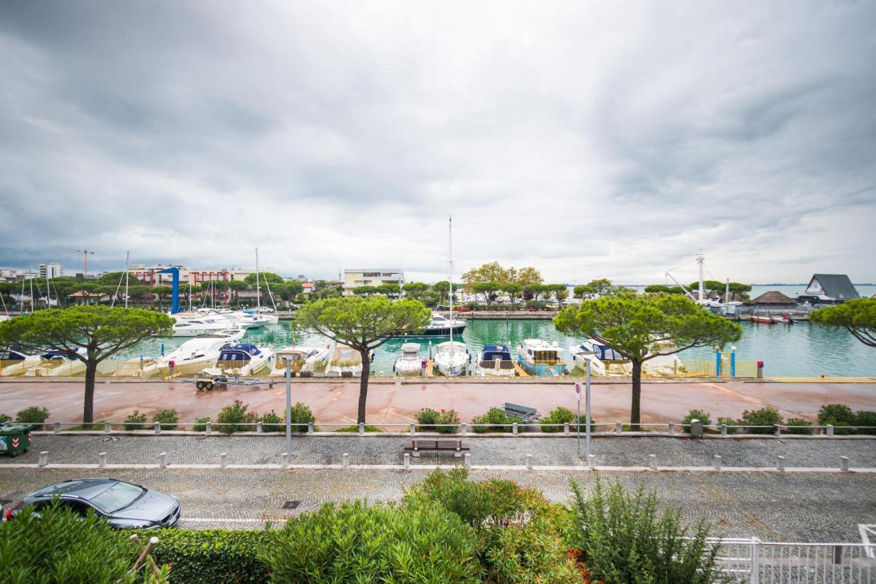 Yachting Residence Lignano Sabbiadoro Exterior foto